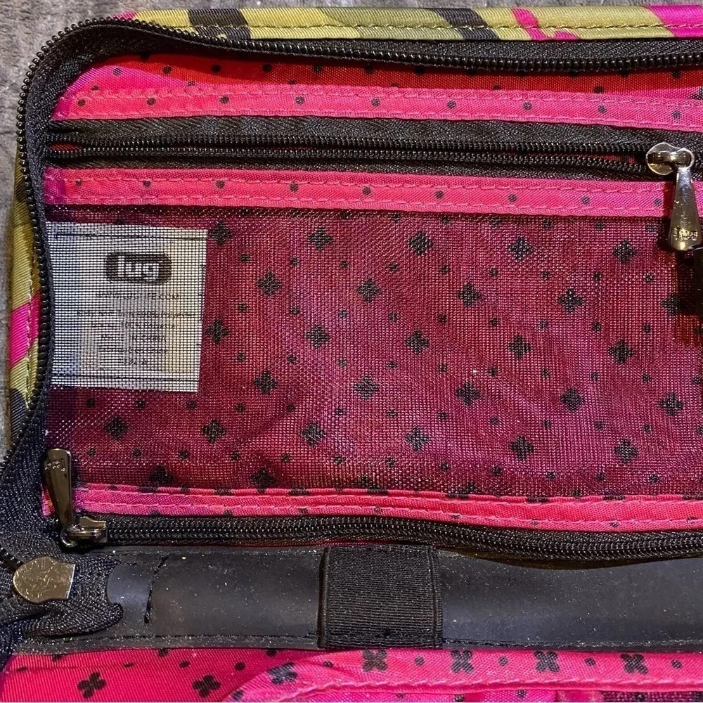 LUG Tango Travel RFID Wallet, Camo Berry, Carry Cards, Money & Passport
